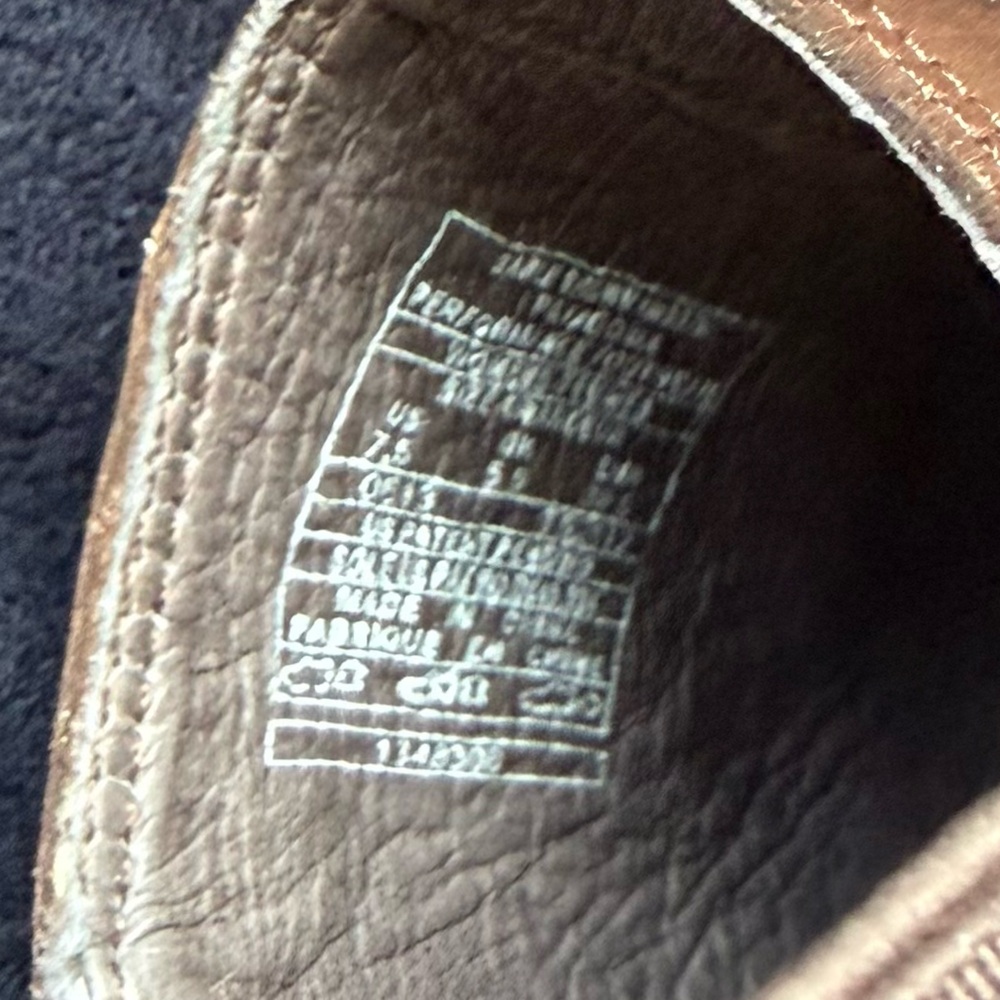 Patagonia Brown Leather Slip-On Clogs Mules Comfortable Size 7.5 - Picture 8 of 9